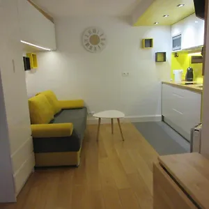 Appartement Cosy Of 17 Square Meters At Place Monge 75005, Paris
