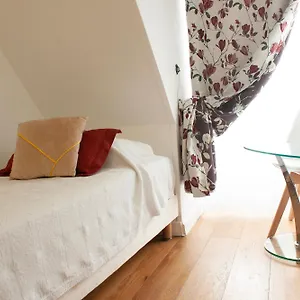 Hotel Du Mont Blanc, Paris